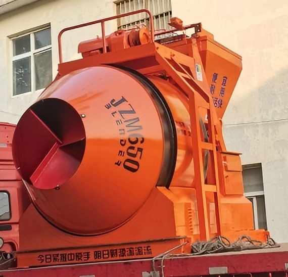 JZM650搅拌机发往湖南